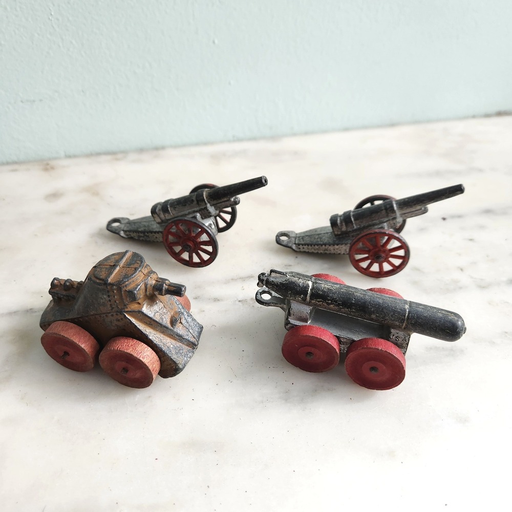 Vintage Manoil Diecast Military Toy Lot 4pc Cannons Tank Rocket 69 USA Pre-War